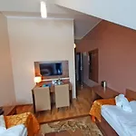 Zielone Wzgorze Boleslawow Szálloda 2*