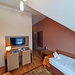 Szálloda Zielone Wzgorze Boleslawow 2*