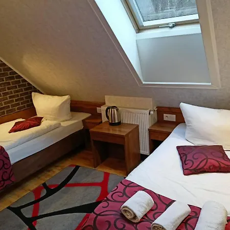 Zielone Wzgorze Boleslawow 2*