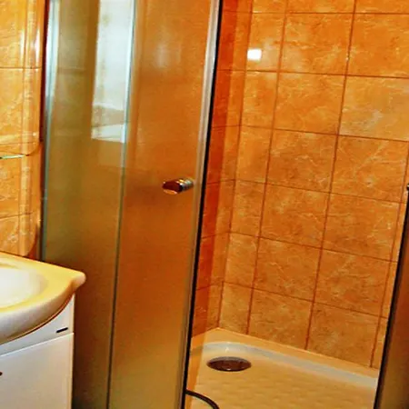 Zielone Wzgorze Boleslawow Hotel 2*
