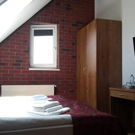 Zielone Wzgorze Boleslawow 2*