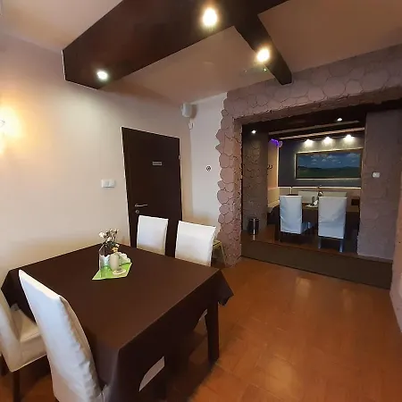 Hotel Zielone Wzgorze Boleslawow 2*