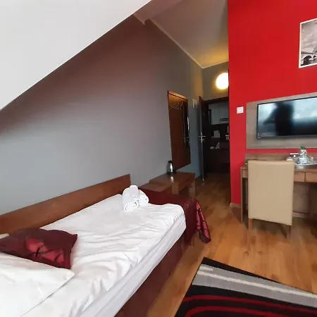 Zielone Wzgorze Boleslawow Hotel 2*