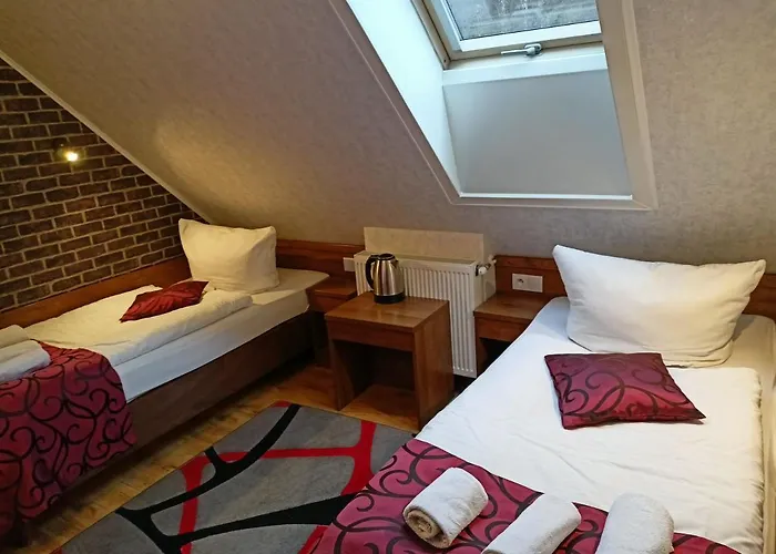 Zielone Wzgorze Boleslawow 2*