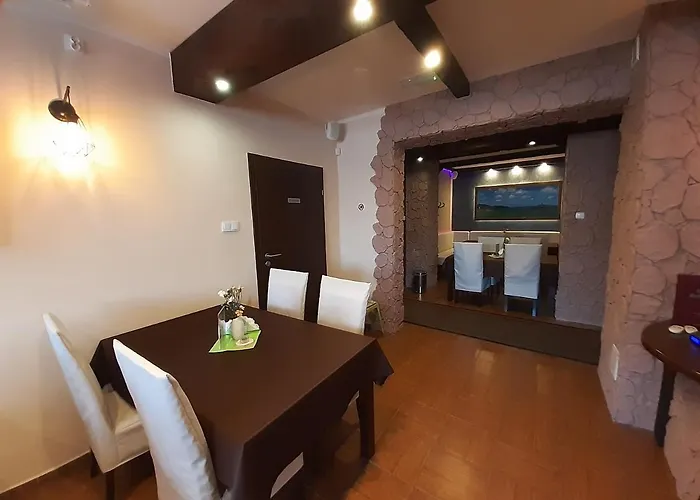 Hotel Zielone Wzgorze Boleslawow 2*