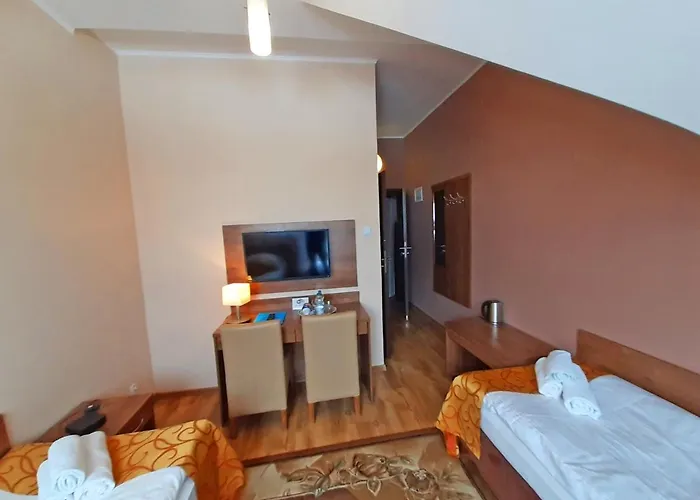 Zielone Wzgorze Boleslawow Hotel 2*