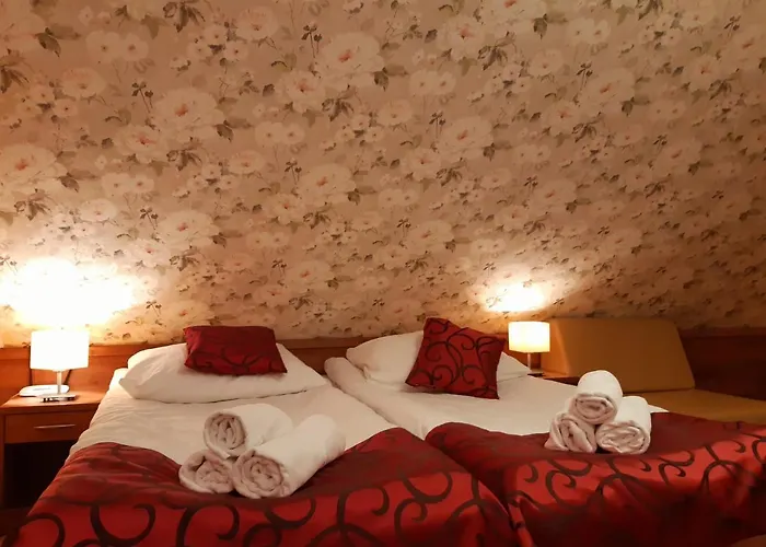 Zielone Wzgorze Boleslawow 2*